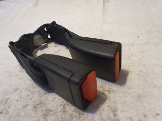 bontott DACIA SANDERO Hátsó középső Biztonsági Öv Csat