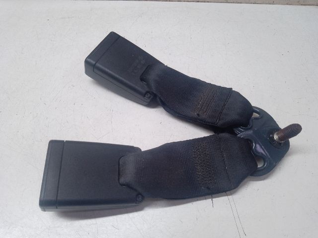 bontott DACIA SANDERO Hátsó középső Biztonsági Öv Csat