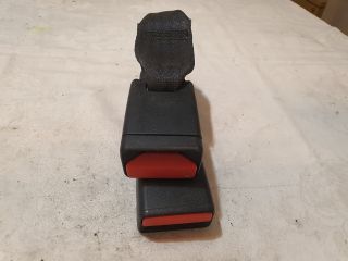 bontott DACIA SANDERO Hátsó középső Biztonsági Öv Csat