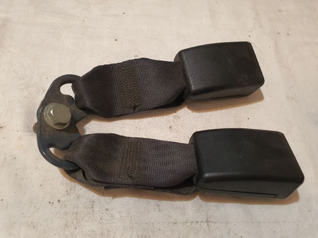 bontott DACIA SANDERO Hátsó középső Biztonsági Öv Csat