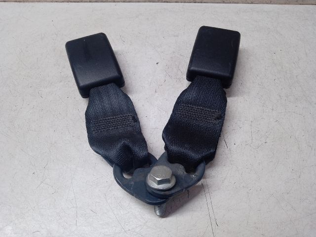 bontott DACIA SANDERO Hátsó középső Biztonsági Öv Csat