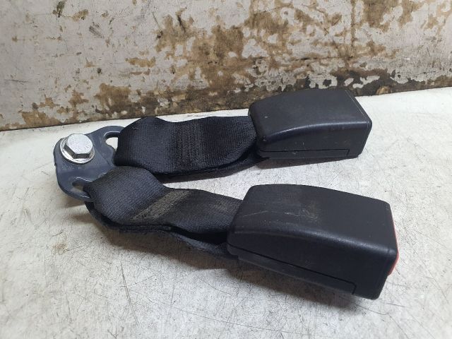 bontott DACIA SANDERO Hátsó középső Biztonsági Öv Csat