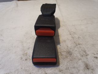 bontott DACIA SANDERO Hátsó középső Biztonsági Öv Csat