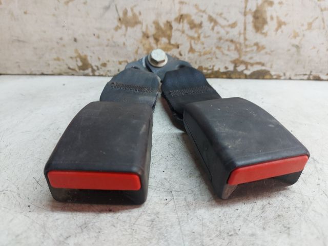 bontott DACIA SANDERO Hátsó középső Biztonsági Öv Csat