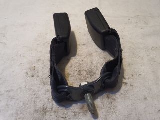 bontott DACIA SANDERO Hátsó középső Biztonsági Öv Csat