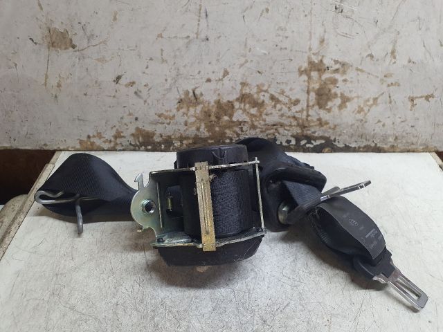 bontott DACIA SANDERO Hátsó középső Biztonsági Öv