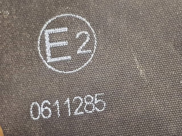 bontott DACIA SANDERO Hátsó középső Biztonsági Öv