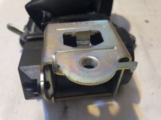 bontott DACIA SANDERO Hátsó középső Biztonsági Öv