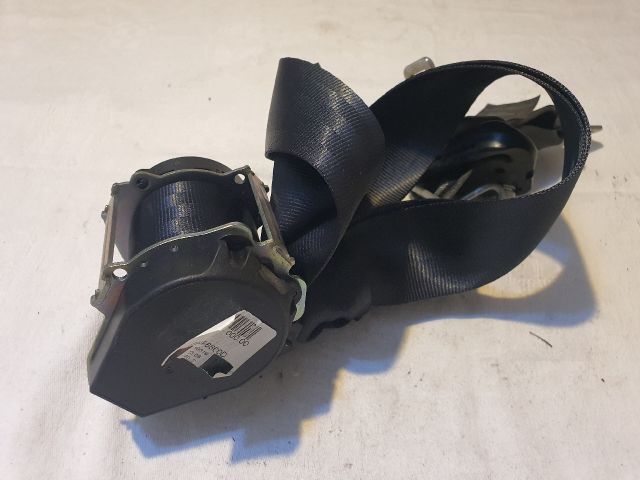 bontott DACIA SANDERO Hátsó középső Biztonsági Öv