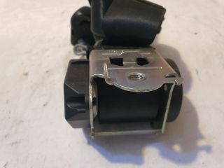 bontott DACIA SANDERO Hátsó középső Biztonsági Öv