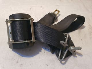 bontott DACIA SANDERO Hátsó középső Biztonsági Öv