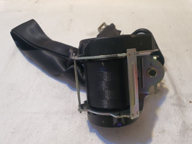 bontott DACIA SANDERO Hátsó középső Biztonsági Öv