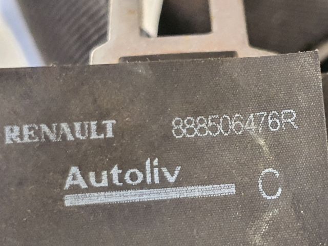 bontott DACIA SANDERO Hátsó középső Biztonsági Öv