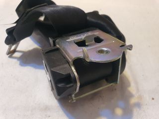 bontott DACIA SANDERO Hátsó középső Biztonsági Öv