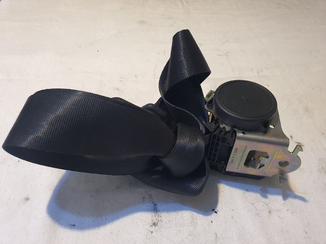 bontott DACIA SANDERO Hátsó középső Biztonsági Öv