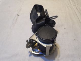 bontott DACIA SANDERO Hátsó középső Biztonsági Öv