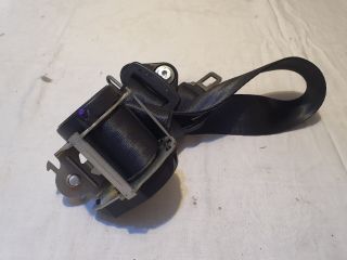 bontott DACIA SANDERO Hátsó középső Biztonsági Öv