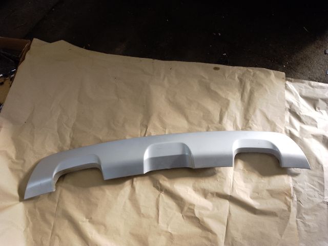 bontott DACIA SANDERO Hátsó Lökhárító Alsó (Műanyag)