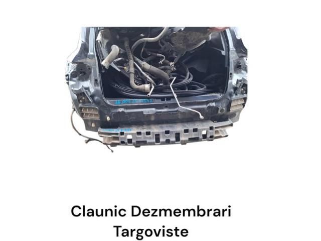 bontott DACIA SANDERO Hátsó Lökhárító Merevítő (Fém)