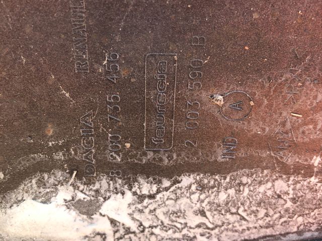 bontott DACIA SANDERO Hátsó Lökhárító (Részeivel)