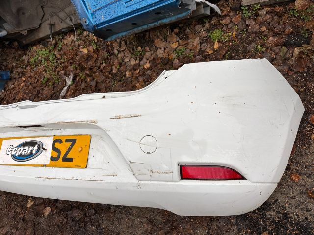 bontott DACIA SANDERO Hátsó Lökhárító (Részeivel)