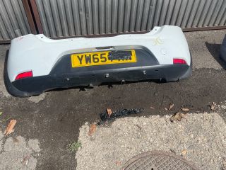 bontott DACIA SANDERO Hátsó Lökhárító (Részeivel)