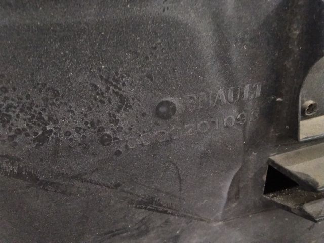 bontott DACIA SANDERO Hátsó Lökhárító (Üresen)