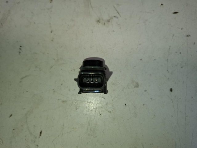 bontott DACIA SANDERO Hátsó Tolatóradar Fej