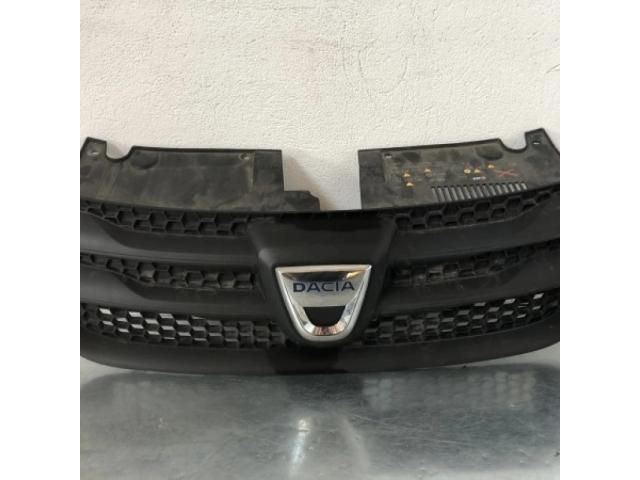 bontott DACIA SANDERO Hűtőrács