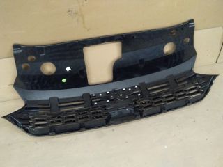 bontott DACIA SANDERO Hűtőrács