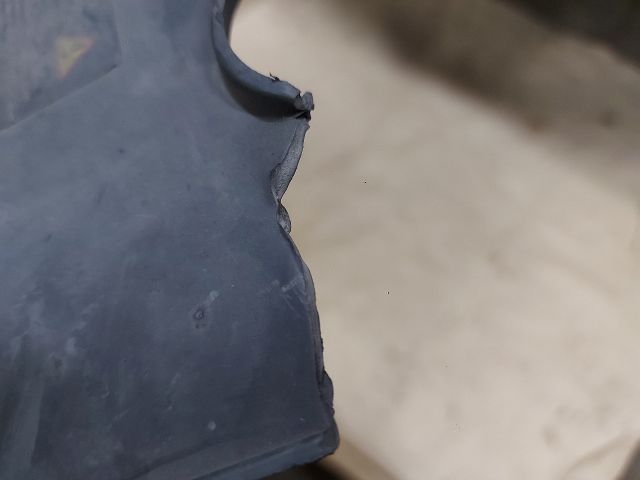 bontott DACIA SANDERO Hűtőrács