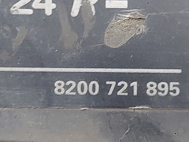 bontott DACIA SANDERO Hűtőrács