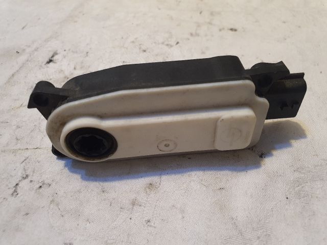 bontott DACIA SANDERO Hűtőventilátor Motor