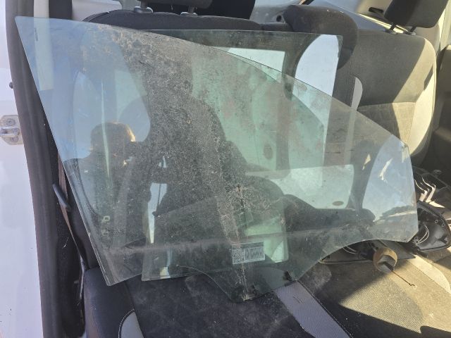 bontott DACIA SANDERO Jobb első Ablak