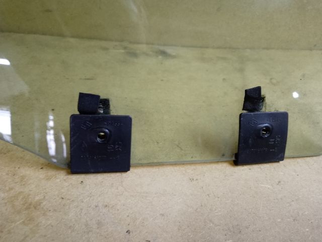 bontott DACIA SANDERO Jobb első Ablak