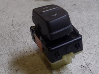 bontott DACIA SANDERO Jobb első Ablakemelő Kapcsoló