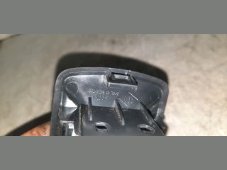 bontott DACIA SANDERO Jobb első Ablakemelő Kapcsoló