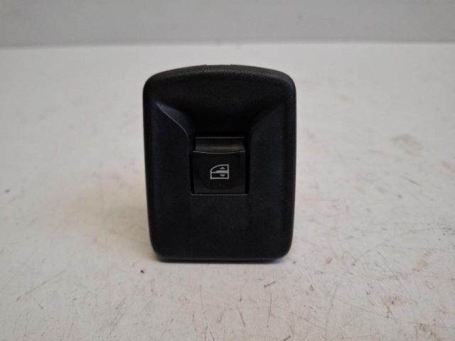 bontott DACIA SANDERO Jobb első Ablakemelő Kapcsoló