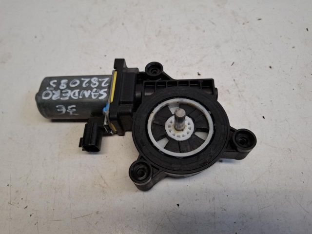 bontott DACIA SANDERO Jobb első Ablakemelő Motor