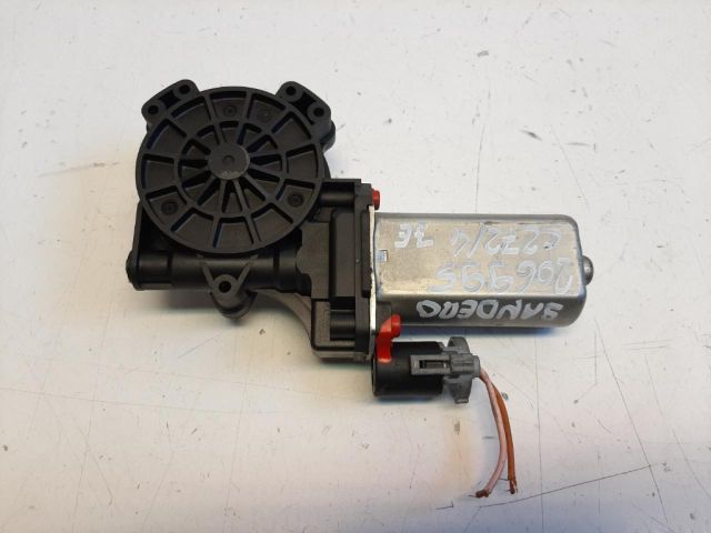 bontott DACIA SANDERO Jobb első Ablakemelő Motor