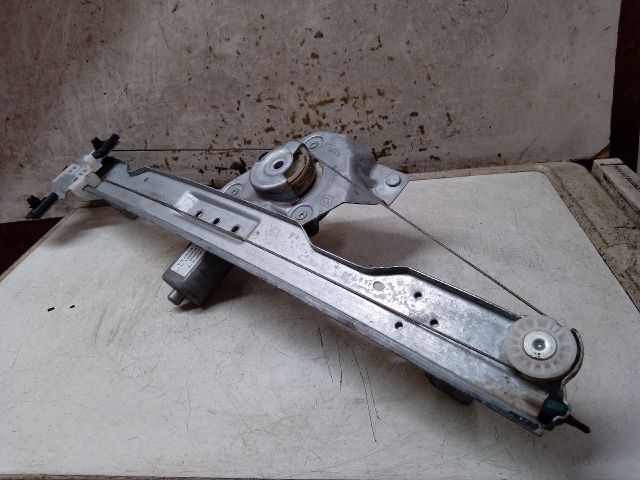 bontott DACIA SANDERO Jobb első Ablakemelő Szerkezet (Elektromos)