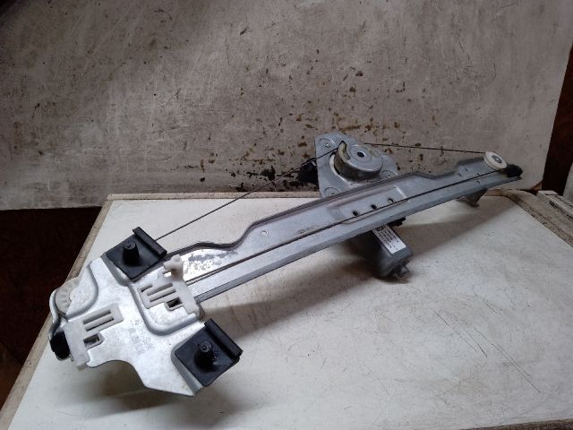 bontott DACIA SANDERO Jobb első Ablakemelő Szerkezet (Elektromos)