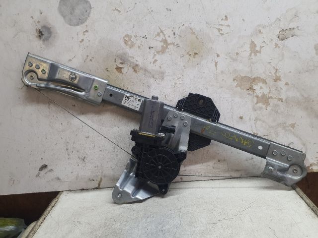 bontott DACIA SANDERO Jobb első Ablakemelő Szerkezet (Elektromos)