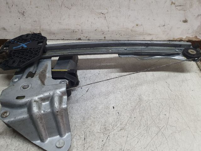 bontott DACIA SANDERO Jobb első Ablakemelő Szerkezet (Elektromos)