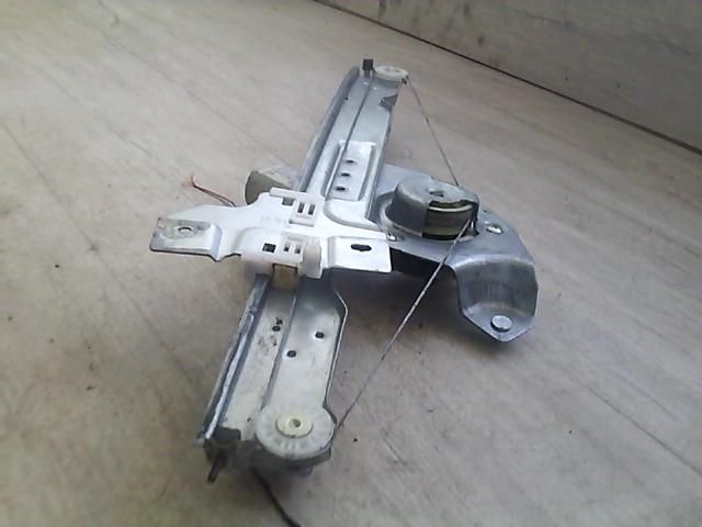 bontott DACIA SANDERO Jobb első Ablakemelő Szerkezet (Elektromos)