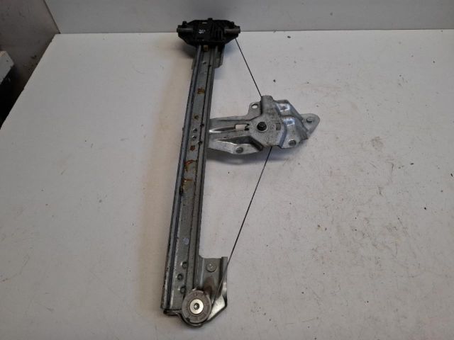 bontott DACIA SANDERO Jobb első Ablakemelő Szerkezet (Elektromos)