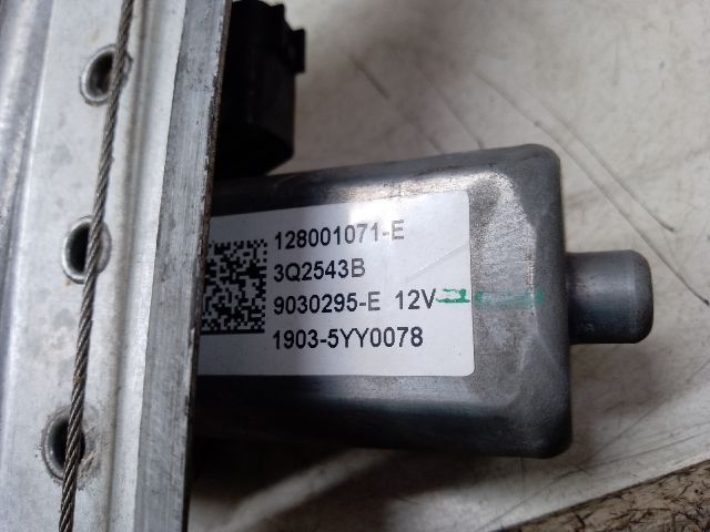 bontott DACIA SANDERO Jobb első Ablakemelő Szerkezet (Elektromos)