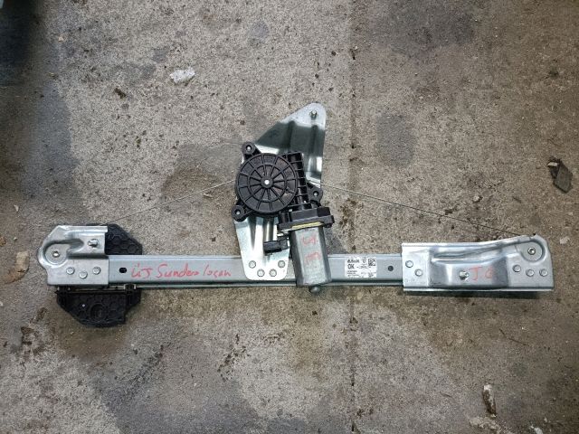 bontott DACIA SANDERO Jobb első Ablakemelő Szerkezet (Elektromos)