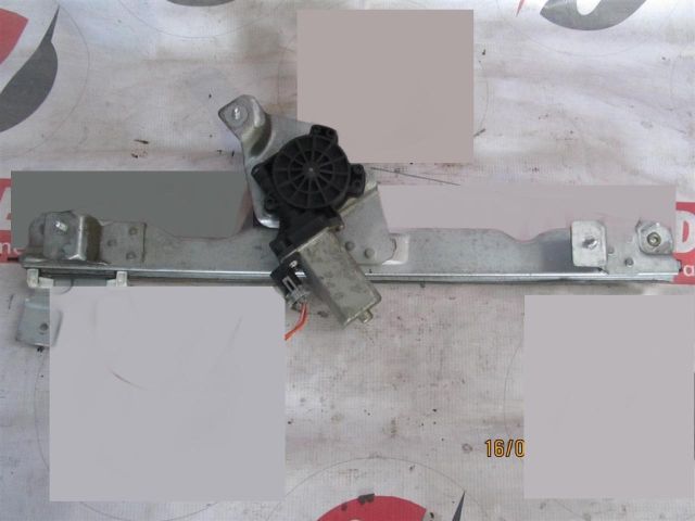 bontott DACIA SANDERO Jobb első Ablakemelő Szerkezet (Elektromos)