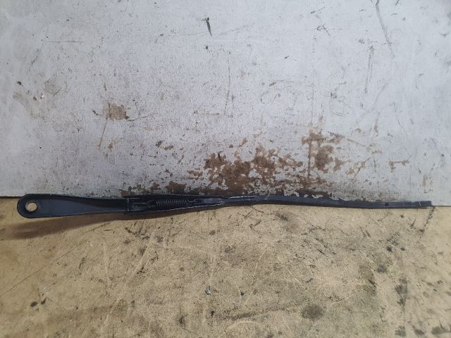 bontott DACIA SANDERO Jobb első Ablaktörlő Kar